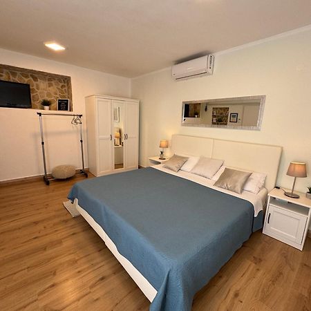 Apartments Centurio Pula Exterior photo
