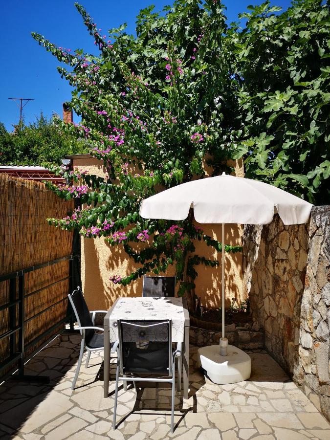 Apartments Centurio Pula Exterior photo
