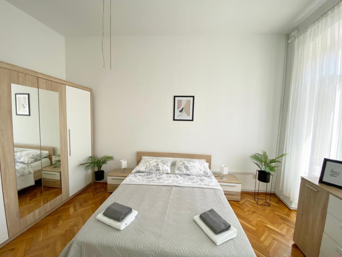 Apartments Centurio Pula Exterior photo